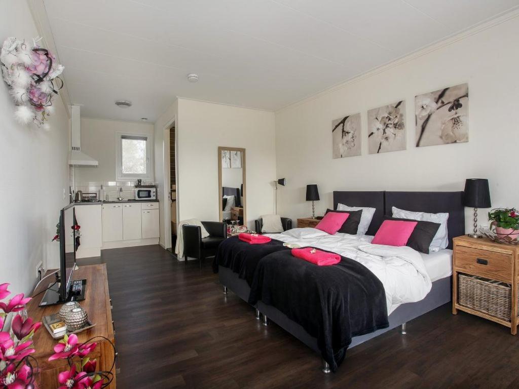Bed and Breakfast Rheezerstee Екстер'єр фото