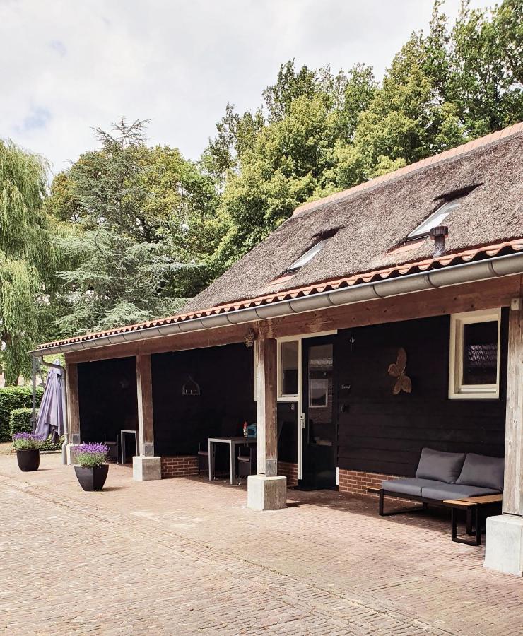 Bed and Breakfast Rheezerstee Екстер'єр фото