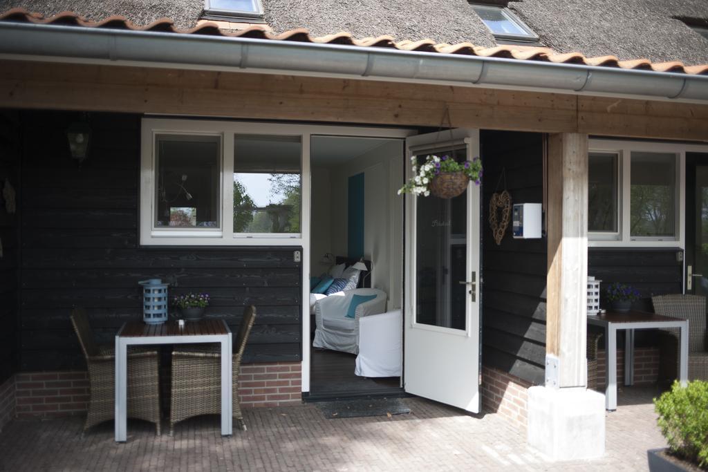Bed and Breakfast Rheezerstee Екстер'єр фото