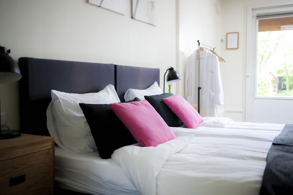 Bed and Breakfast Rheezerstee Екстер'єр фото